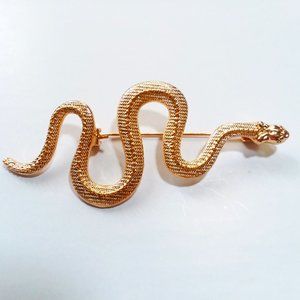 Sleek Snake Brooch Pin Stylish Gold Tone Coat Hat Scarf Sexy Goth Serpent